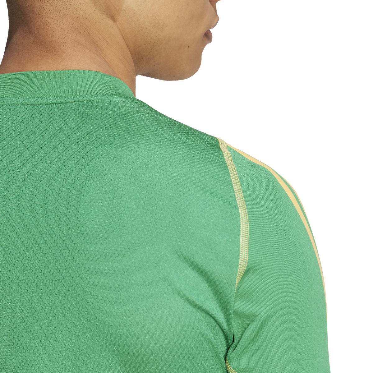 product/a/d/adidas_is5350_10_apparel_on_model_detail_view_2_white.jpg