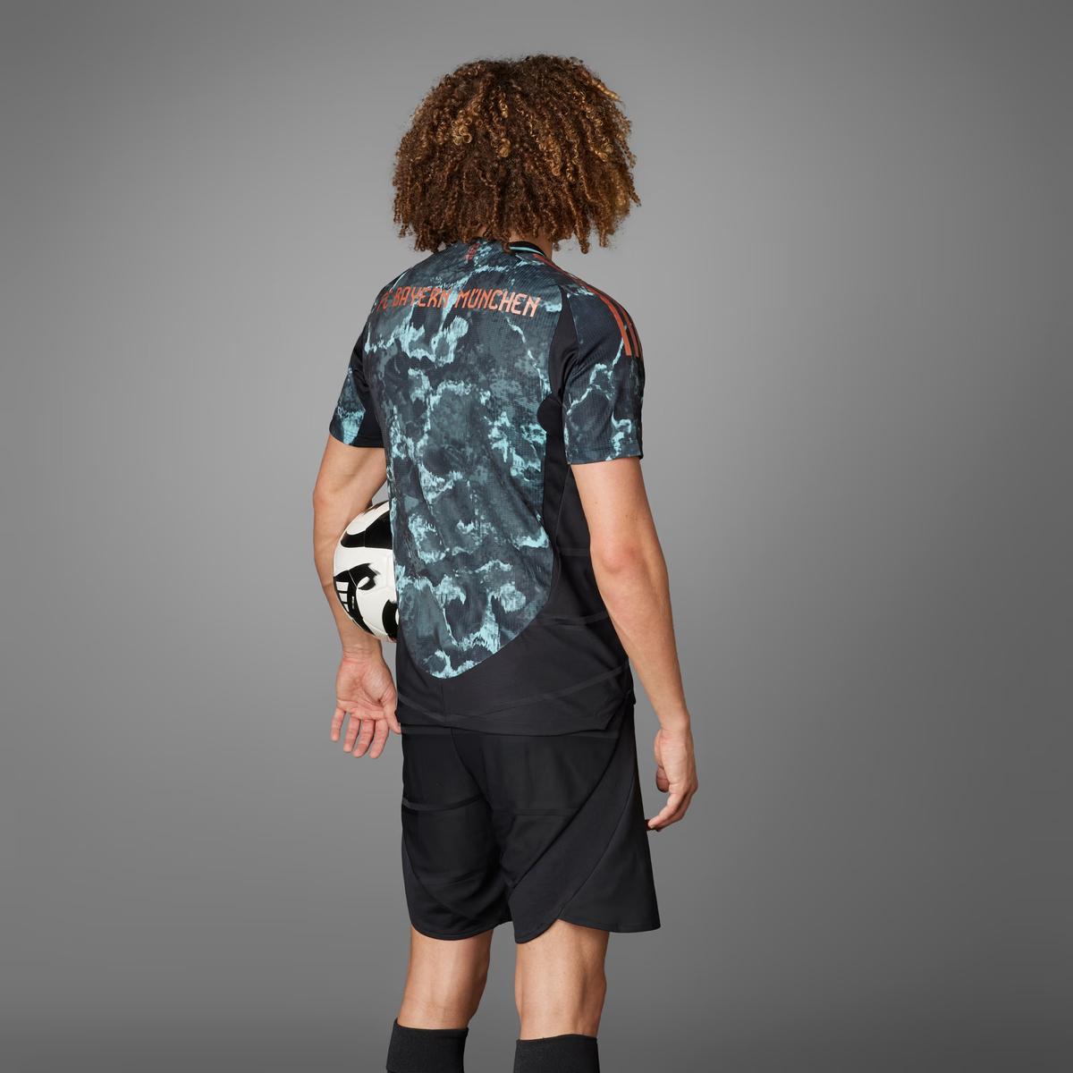 product/a/d/adidas_je8669_black_4.jpg