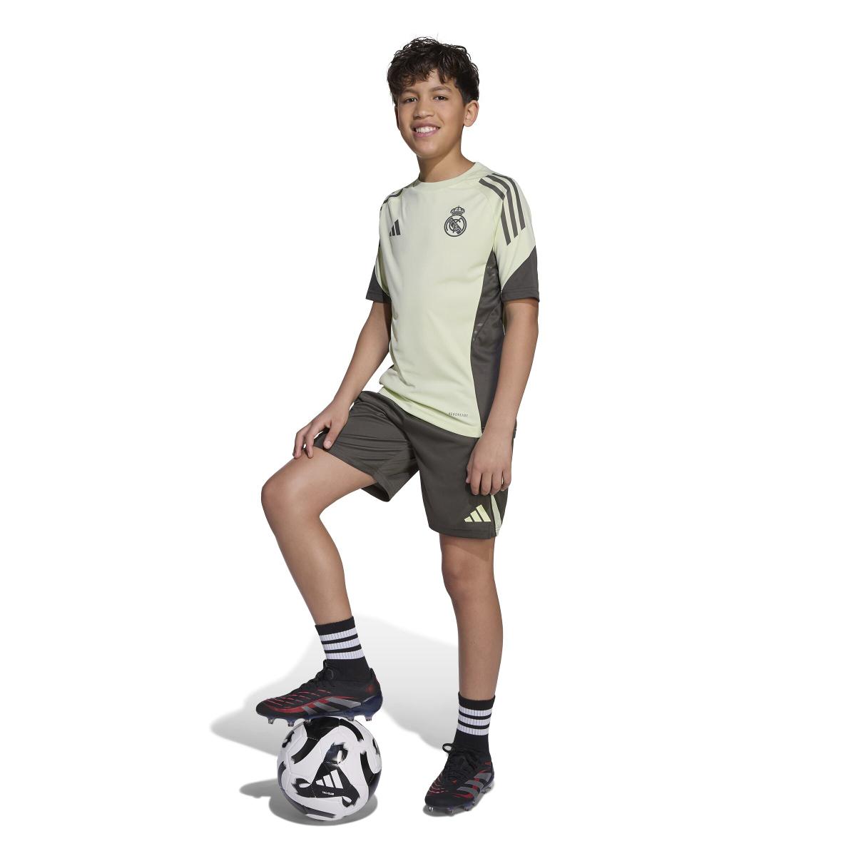 product/a/d/adidas_jp3994_4_apparel_on_model_walking_view_white.jpg