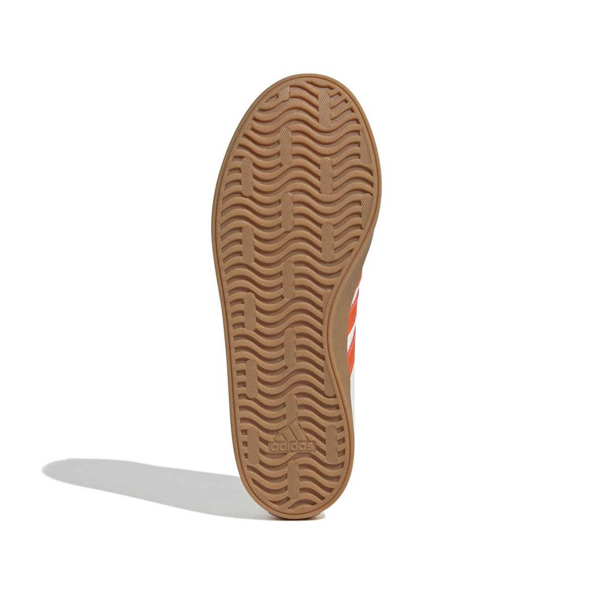 product/a/d/adidas_jr8662_4_footwear_photography_bottom_view_white-nw091725.jpg
