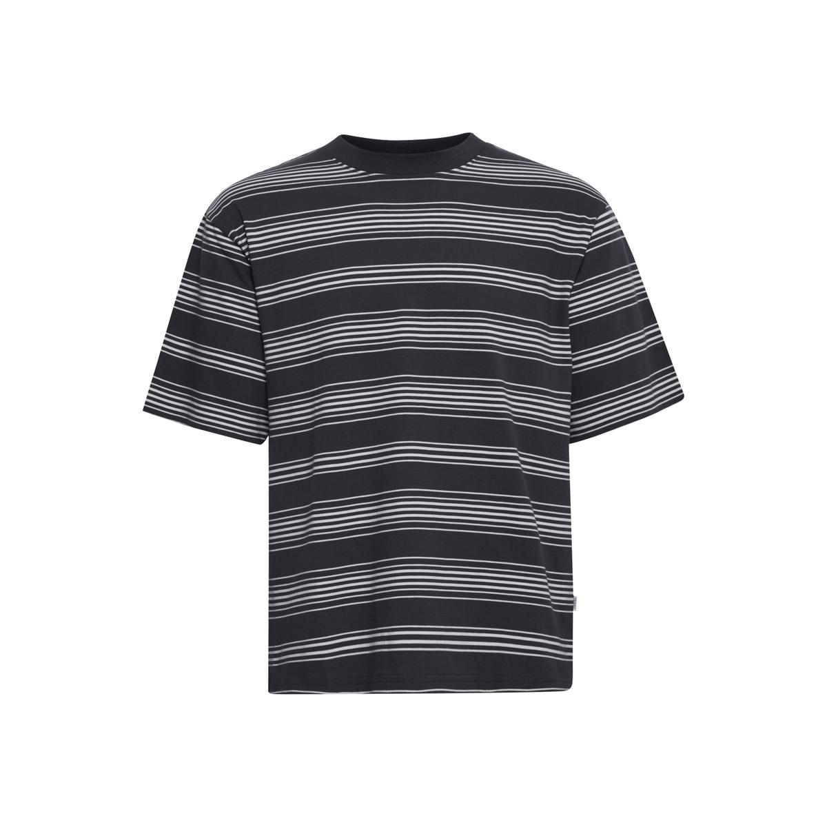 product/c/a/casual-friday_20504702-194013_0.jpg