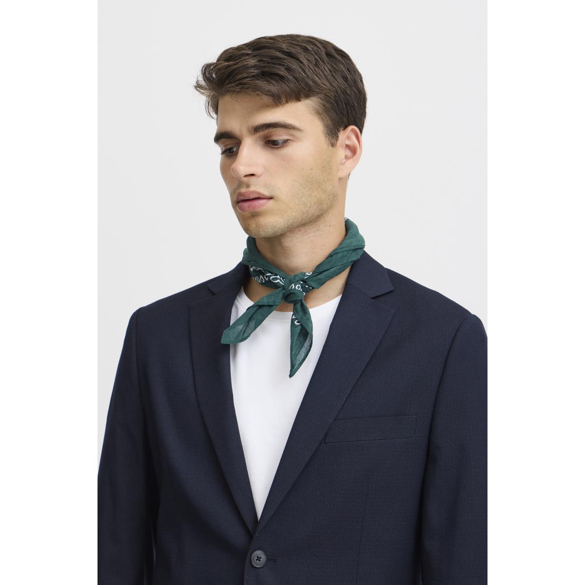 product/c/a/casual-friday_20505219-194013_8.jpg