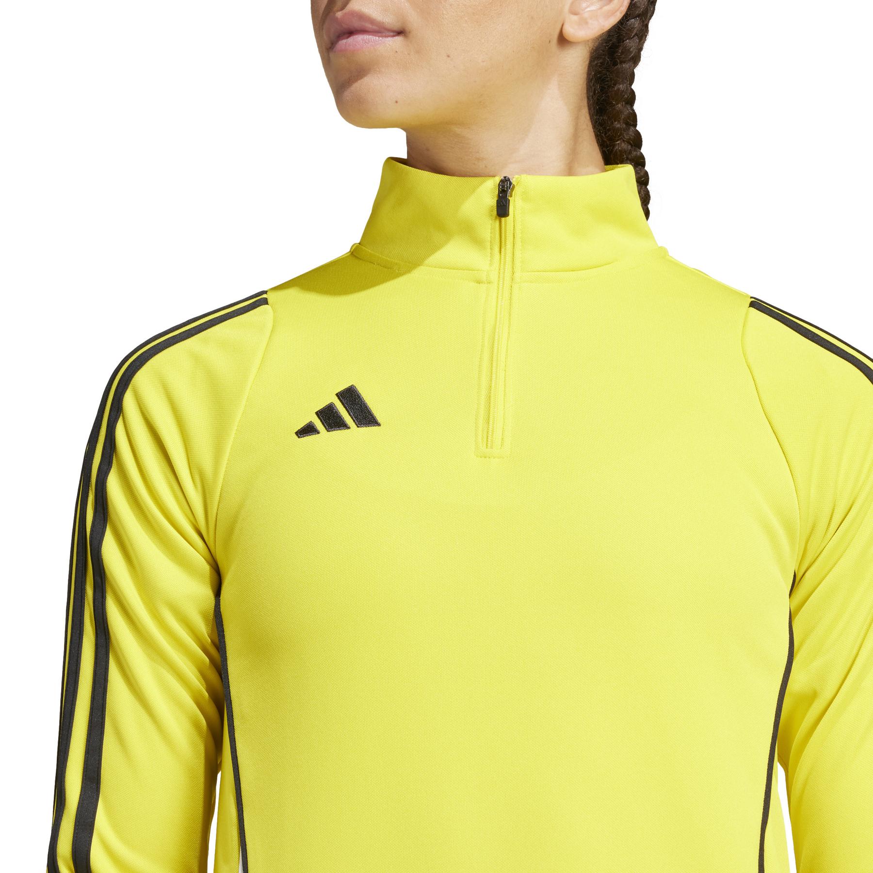 product/a/d/adidas_ir9386_8_apparel_on_model_detail_view_1_white.jpg