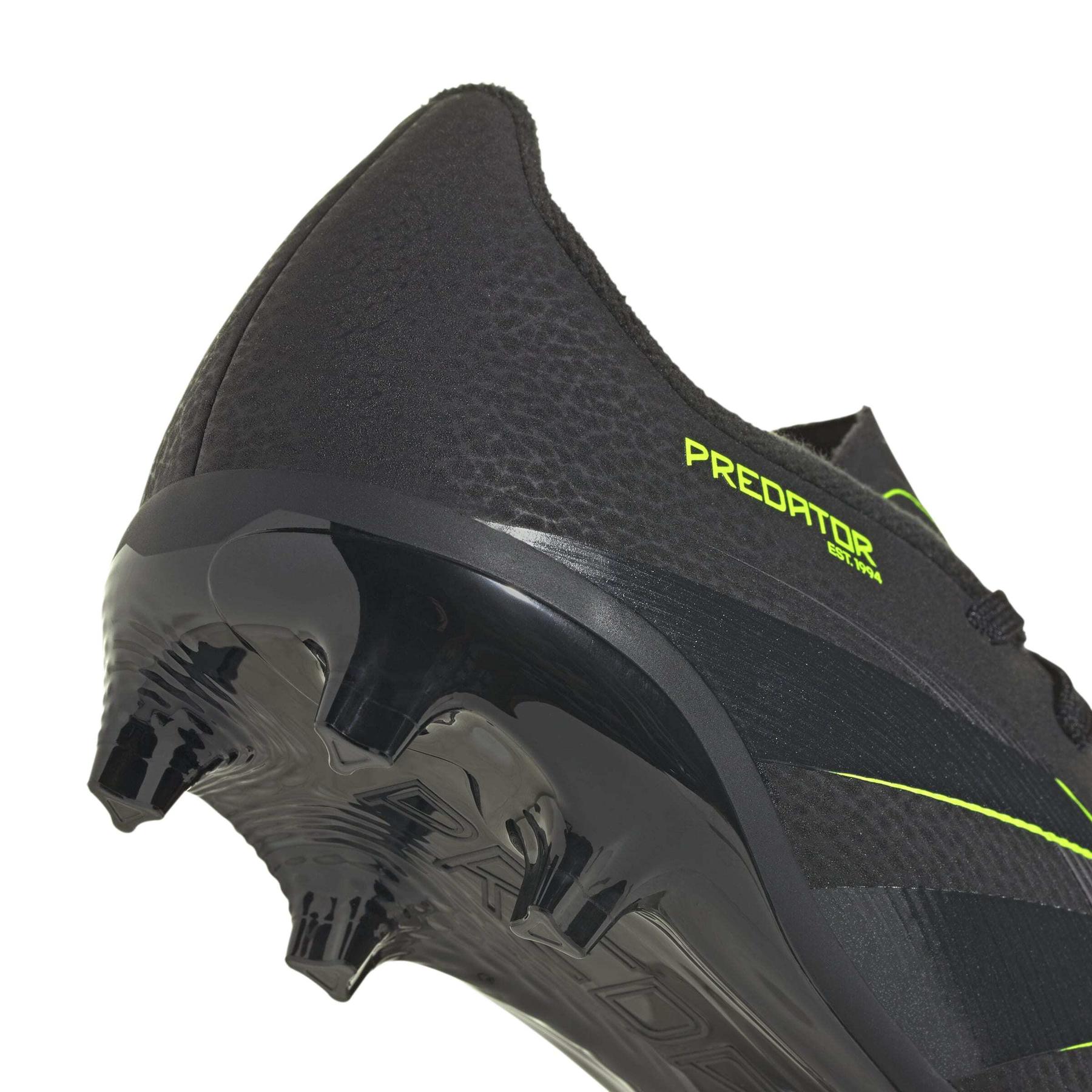 product/a/d/adidas_ji1122_7_footwear_photography_detail_view_1_white-nw091625.jpg