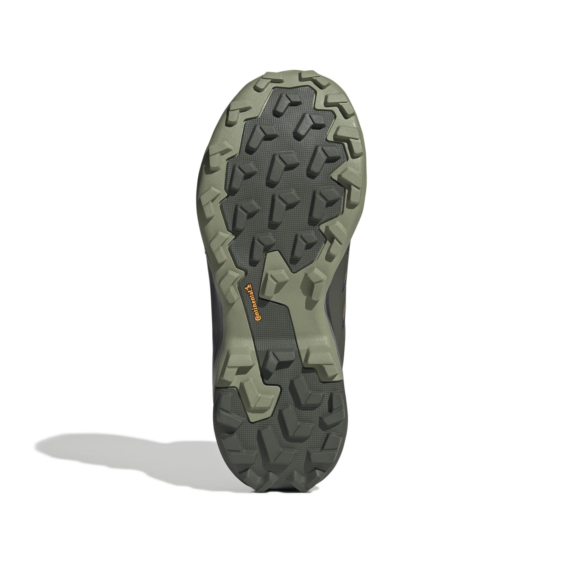 product/a/d/adidas_jq2220_4_footwear_photography_bottom_view_white-nw091625.jpg
