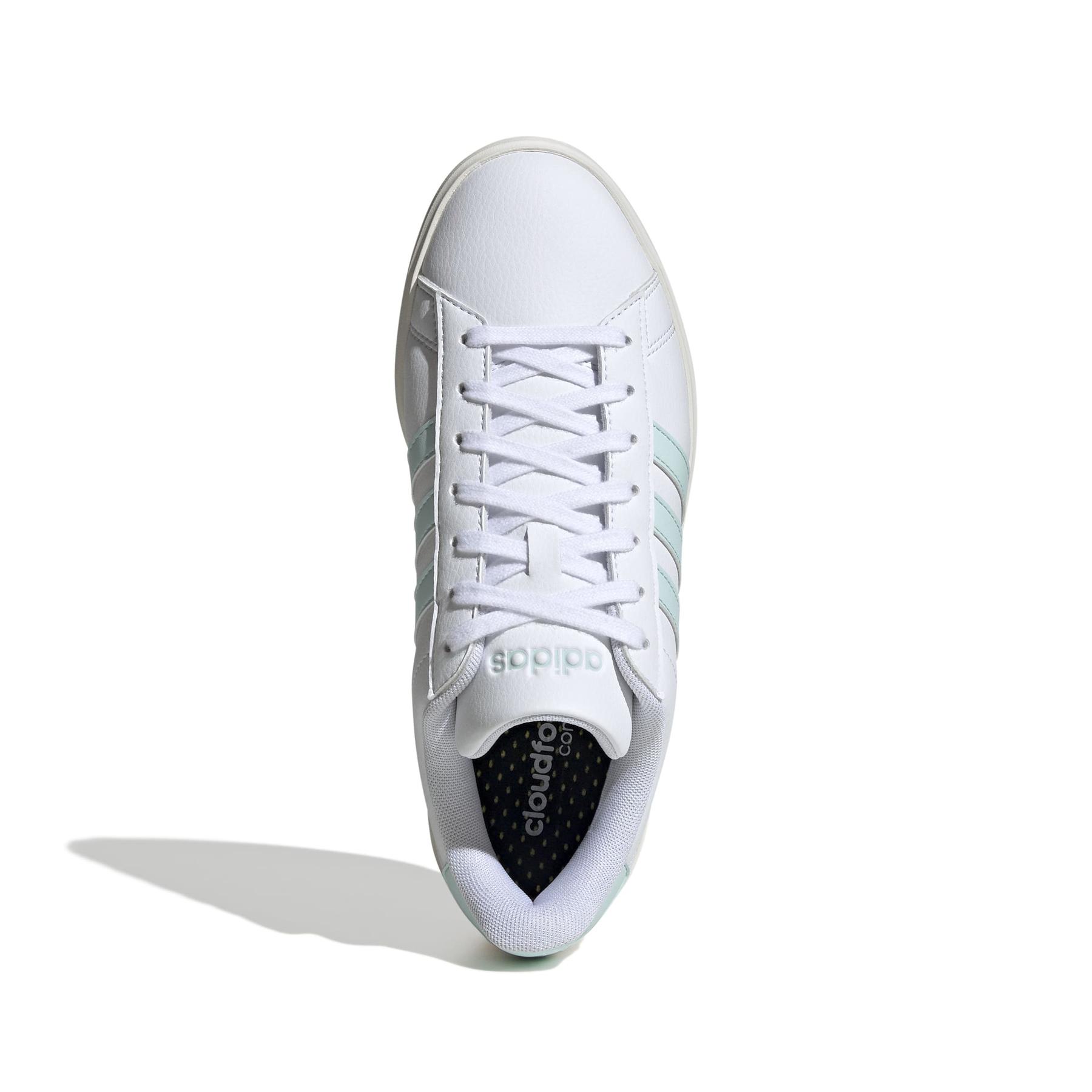product/a/d/adidas_jr2227_3_footwear_photography_top_portrait_view_white-nw091625.jpg