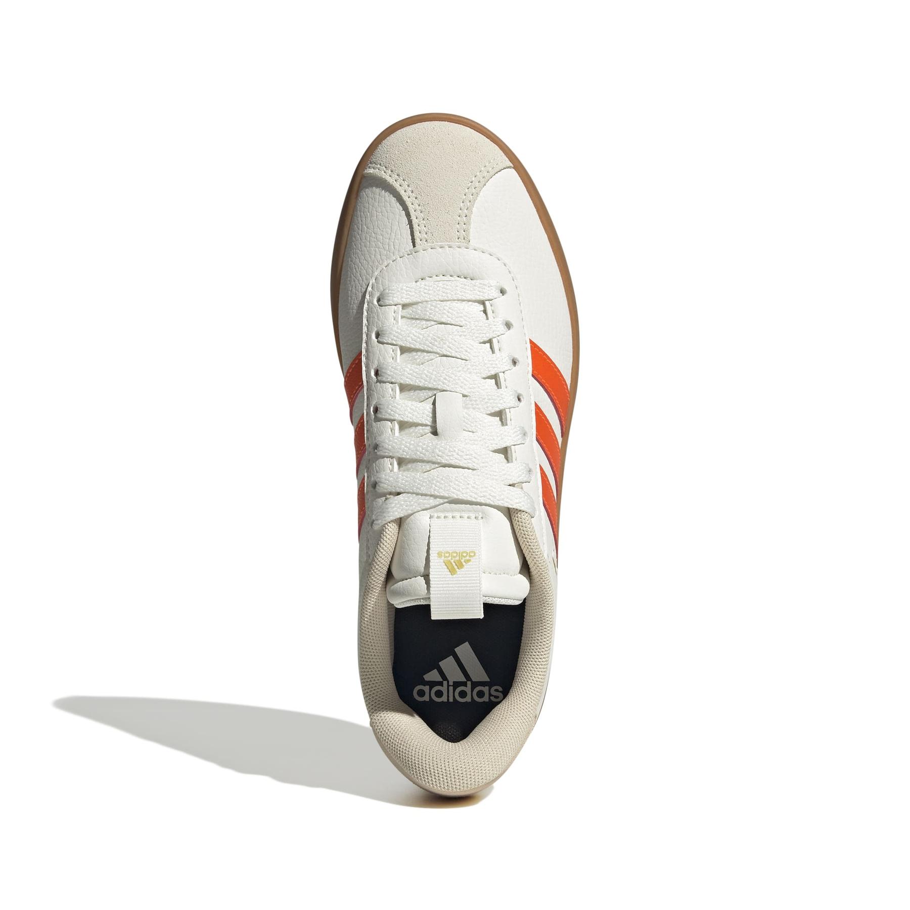 product/a/d/adidas_jr8662_3_footwear_photography_top_portrait_view_white-nw091725.jpg