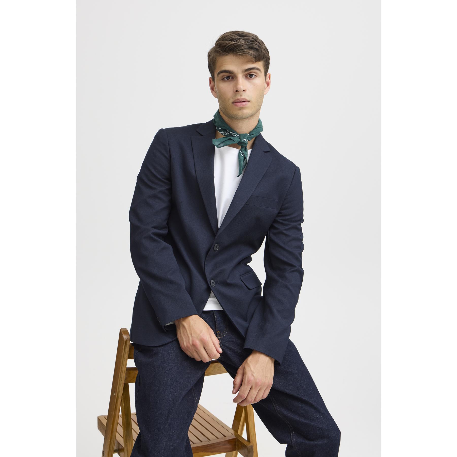 product/c/a/casual-friday_20505219-194013_10.jpg