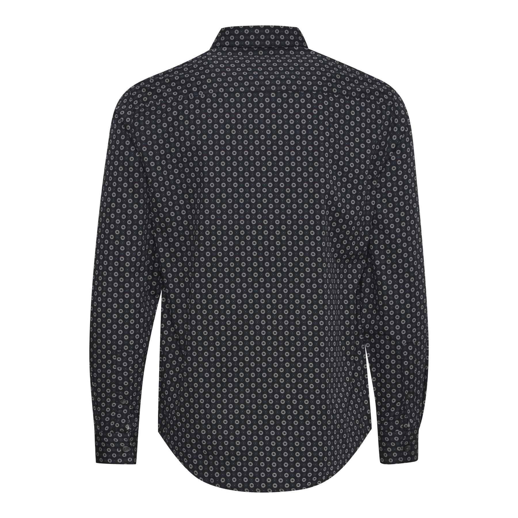 product/c/a/casual-friday_20505348-194013_1.jpg