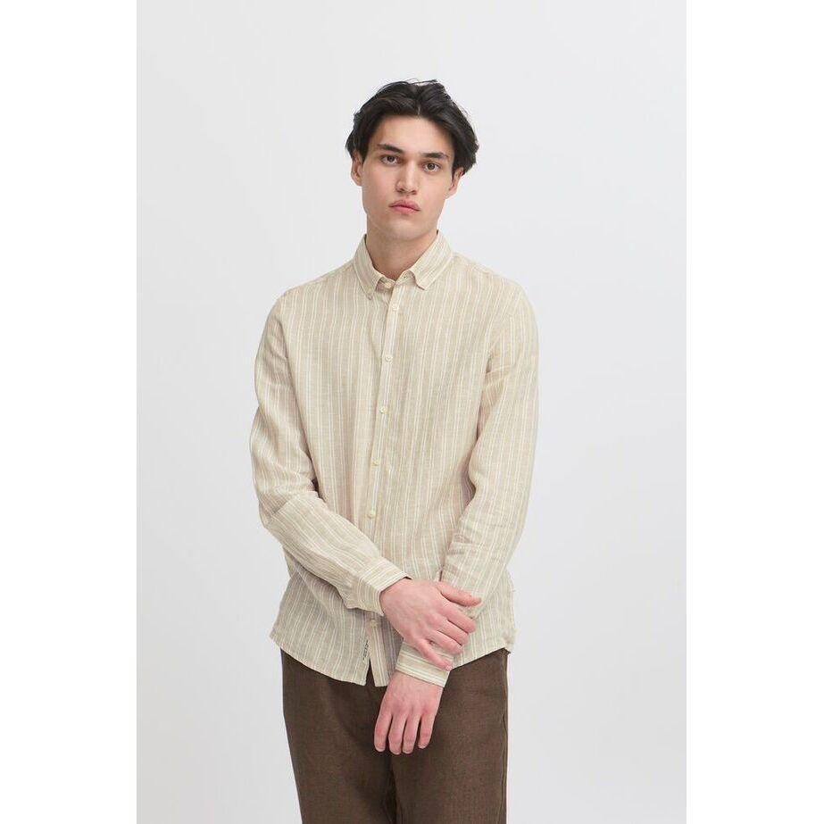 product/c/a/casual-friday_20505461-161105_plaza-taupe_4.jpg
