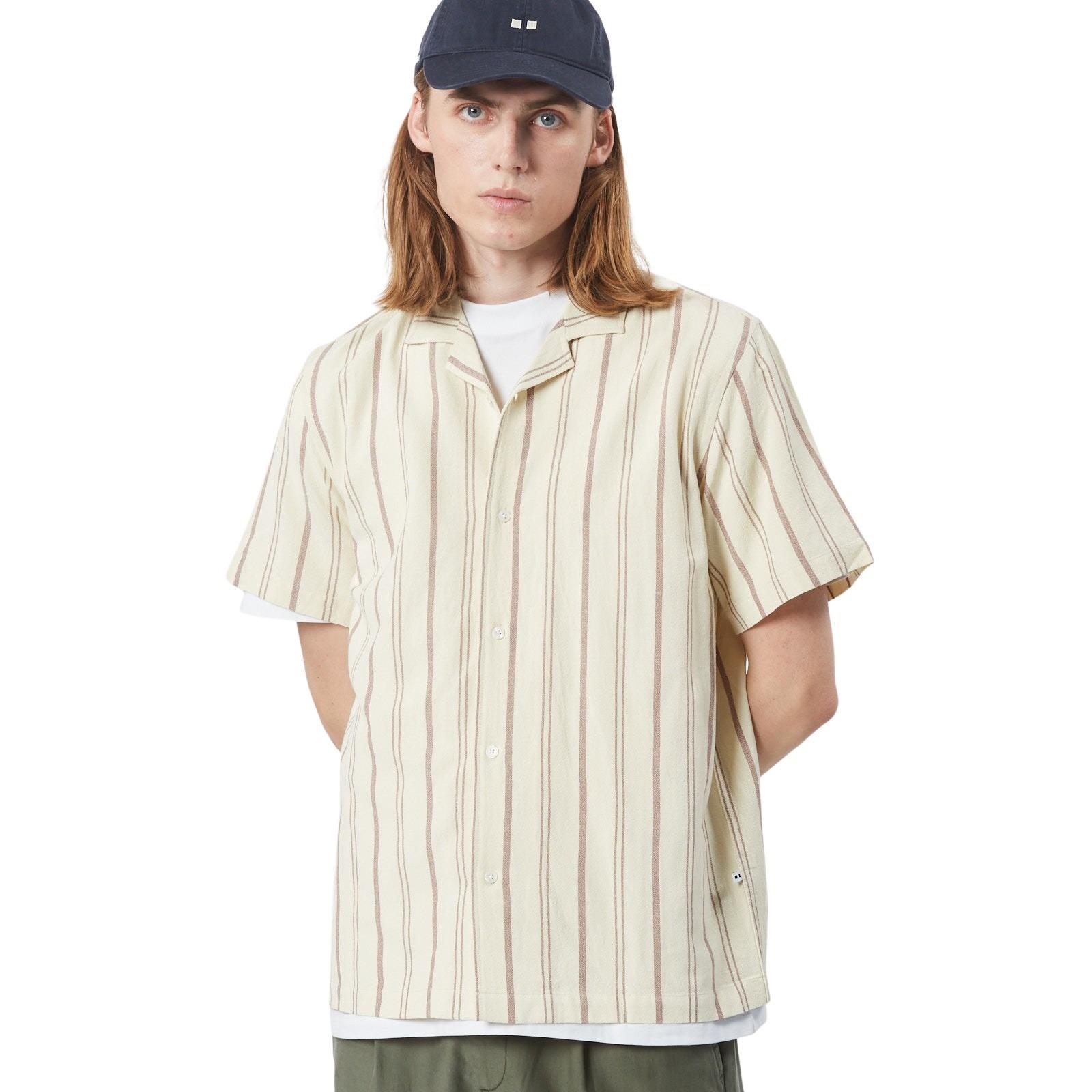 product/m/i/minimum_219359797-2013_0.jpg