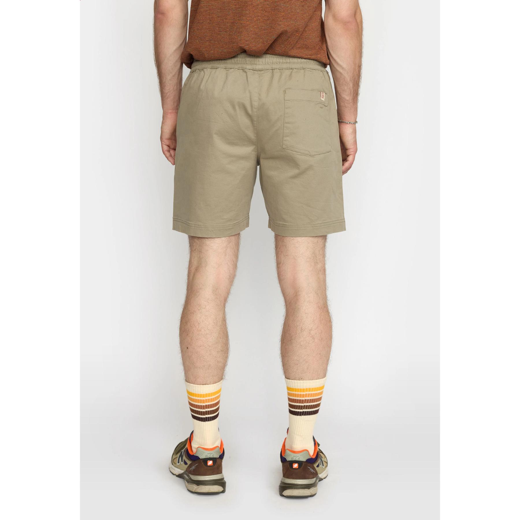 product/r/e/revolution_4038-grey_grey_2.jpg