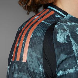 product/a/d/adidas_je8669_black_10.jpg