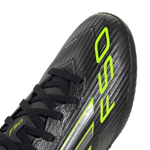 product/a/d/adidas_jh9999_8_footwear_photography_detail_view_2_white-nw091625.jpg