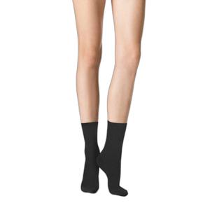 20593-black-women-s-socks-fogal-nepal-black