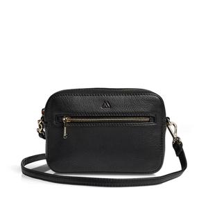 5470gra-102-shoulder-strap-markberg-leather-eleambg-web-grain-black-w-gold-one-size
