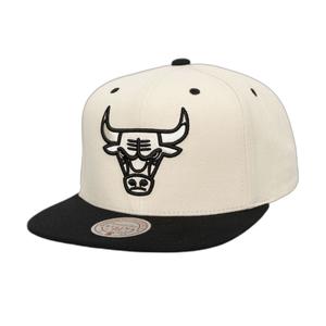hs9561-cbuofwh-snapback-cap-mitchell-ness-evergreen-chicago-bulls-off-white-one-size